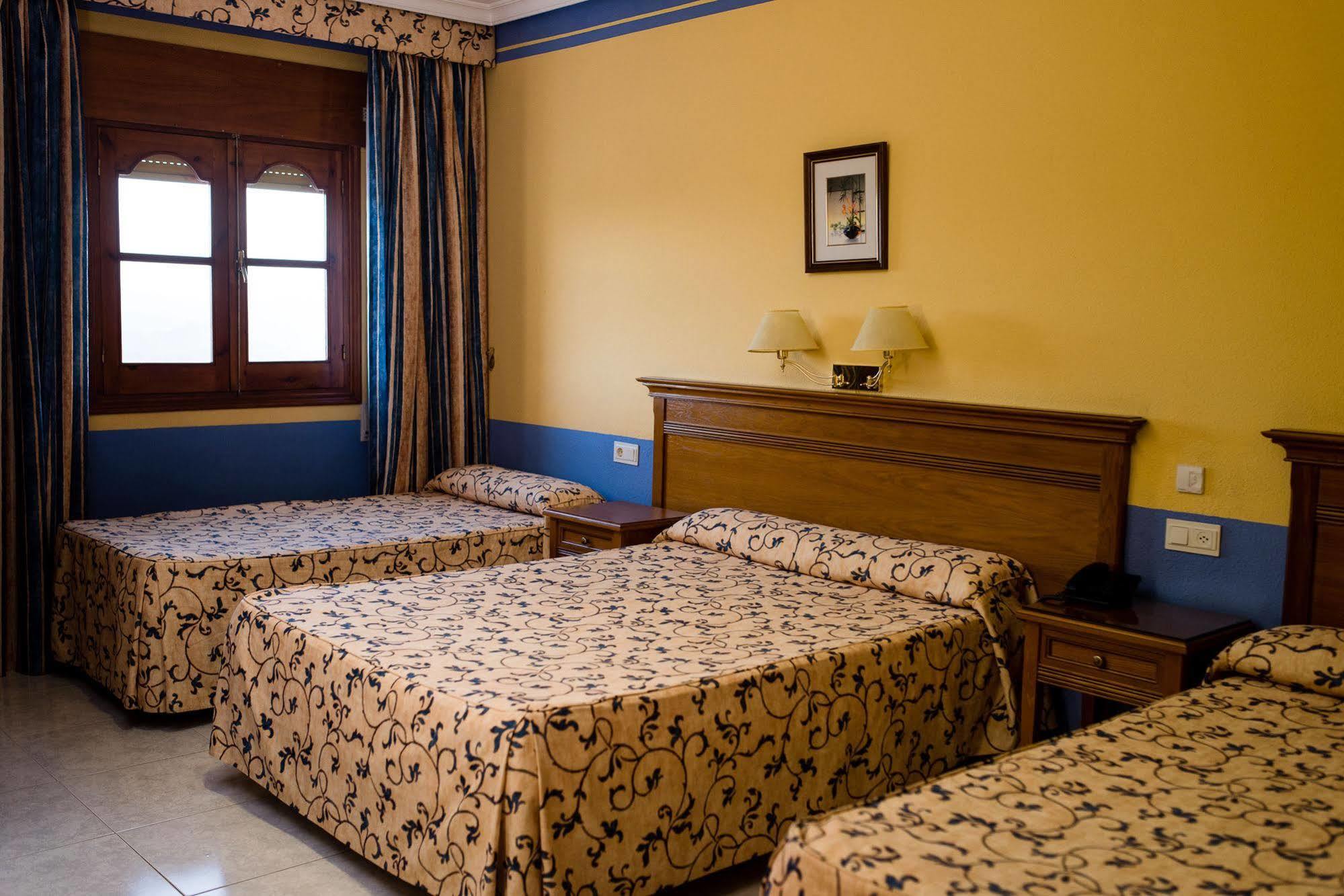 Hotel La Sierra Antequera Zewnętrze zdjęcie