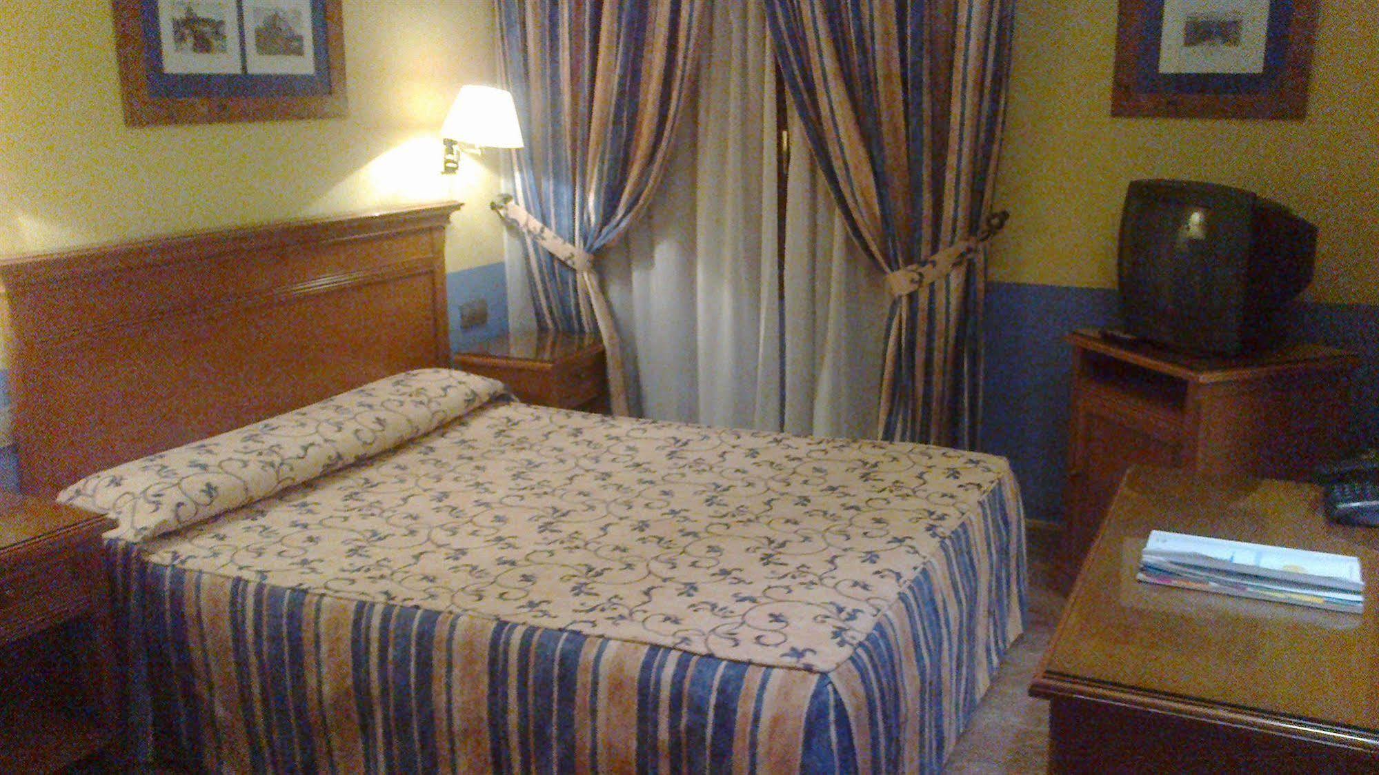 Hotel La Sierra Antequera Zewnętrze zdjęcie