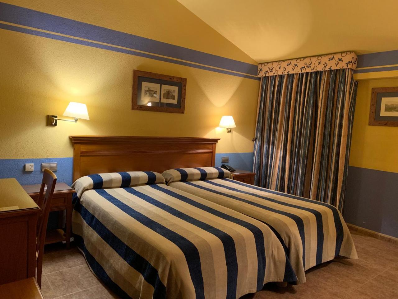 Hotel La Sierra Antequera Zewnętrze zdjęcie